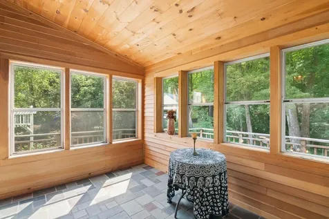 76 Spruce Street Brattleboro VT 05301