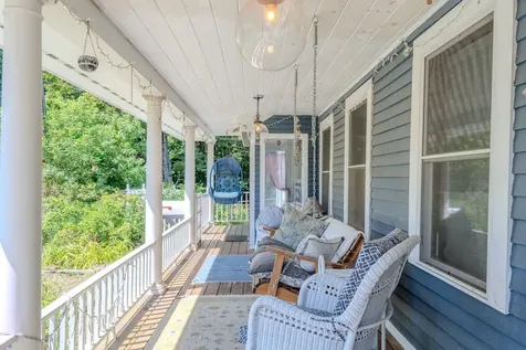 76 Spruce Street Brattleboro VT 05301