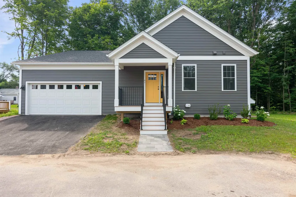 17 Dogwood Circle Milton VT 05468