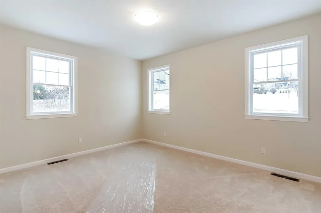 17 Dogwood Circle Milton VT 05468