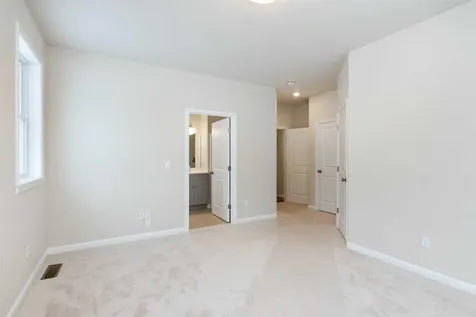 17 Dogwood Circle Milton VT 05468