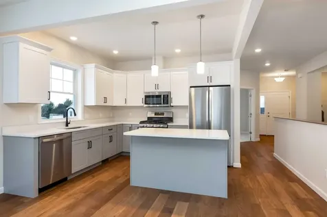 17 Dogwood Circle Milton VT 05468