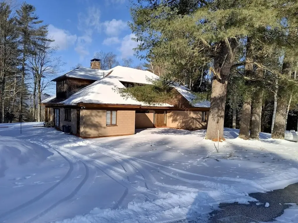 319 Bushnell Road Waitsfield VT 05673