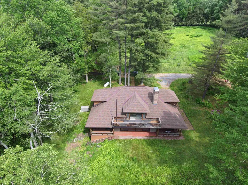 319 Bushnell Road Waitsfield VT 05673
