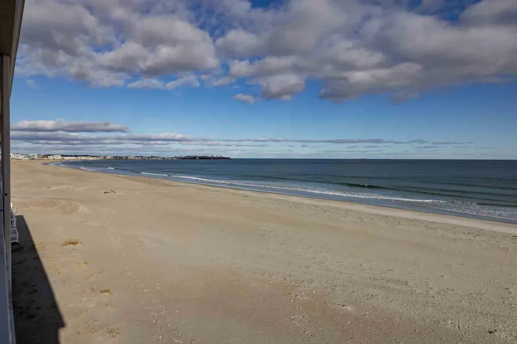 19 Atlantic Avenue Hampton NH 03842