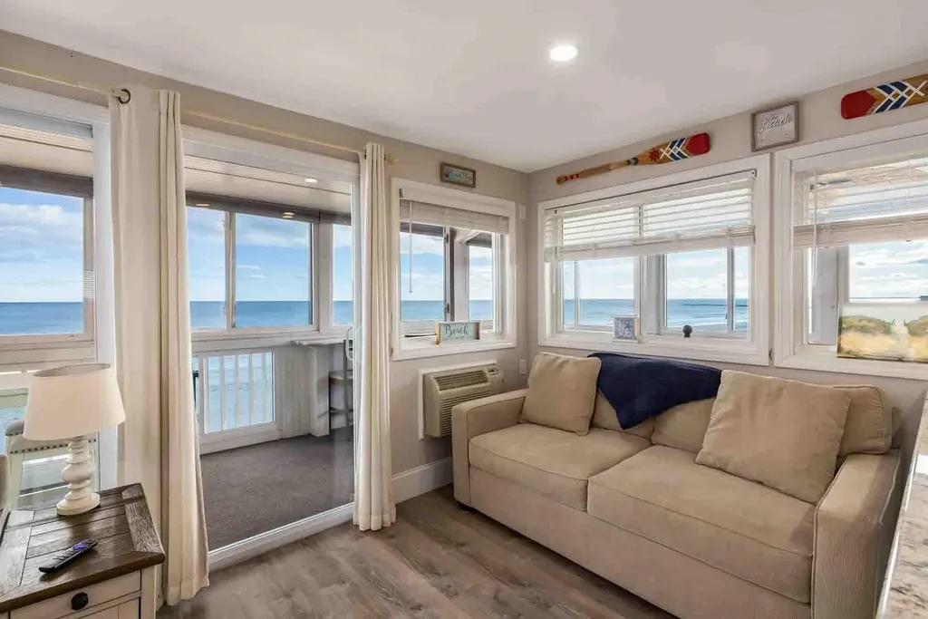 19 Atlantic Avenue Hampton NH 03842