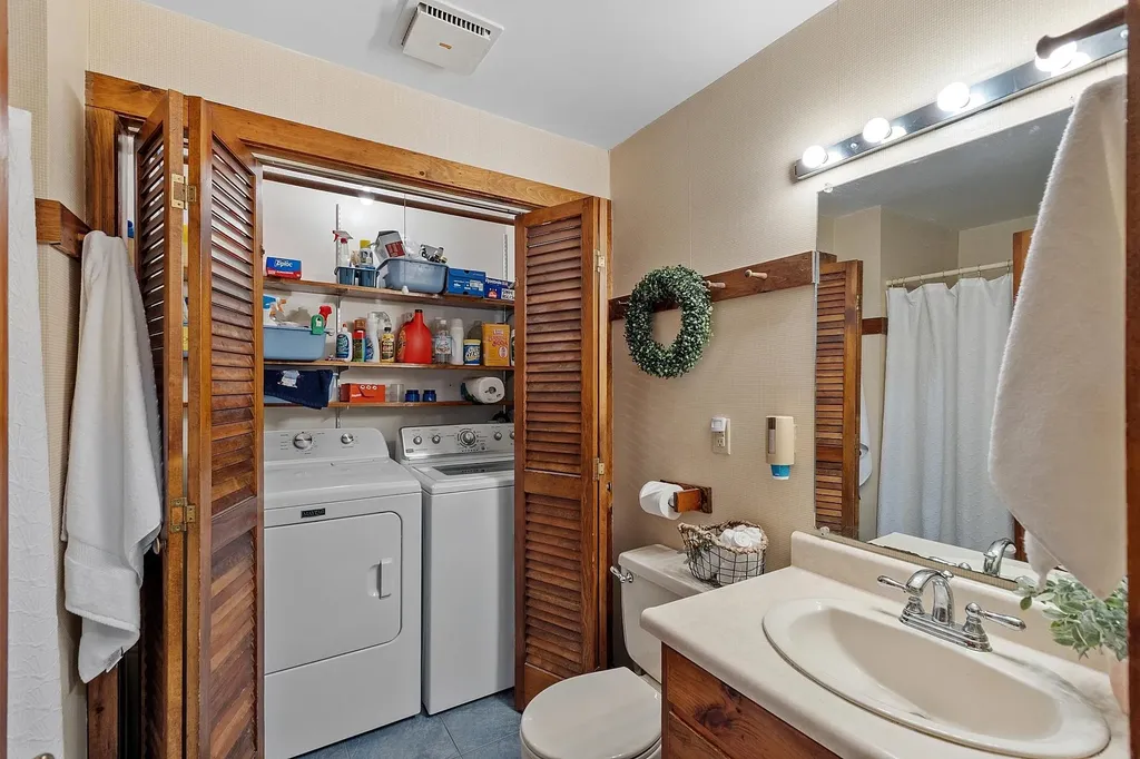 23 Greenbriar Road New Ipswich NH 03071