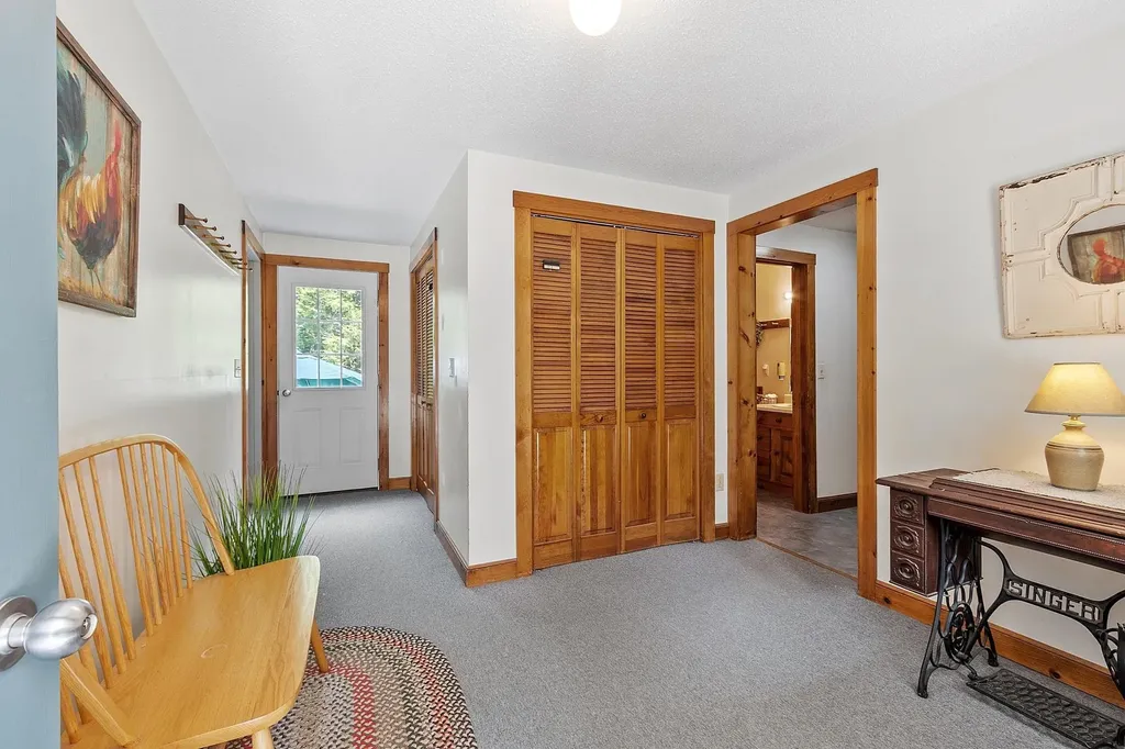 23 Greenbriar Road New Ipswich NH 03071