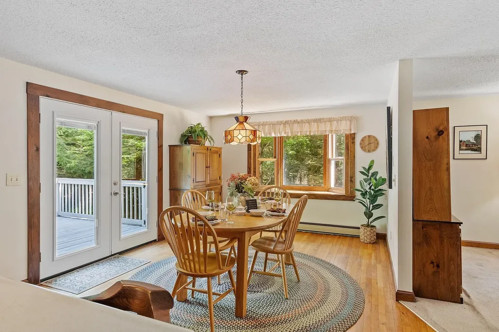 23 Greenbriar Road New Ipswich NH 03071