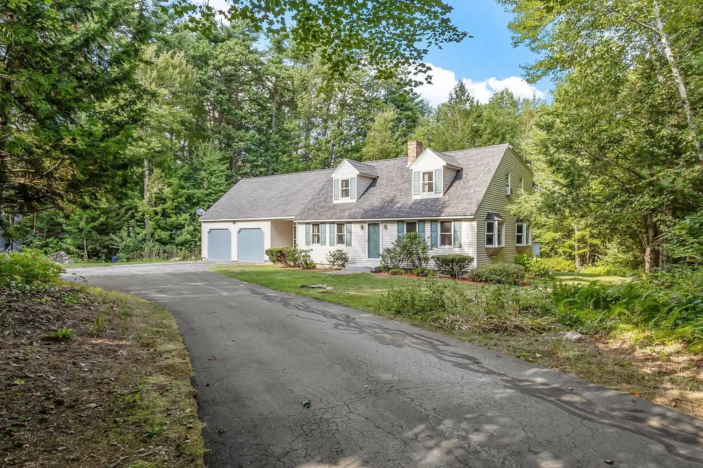 23 Greenbriar Road New Ipswich NH 03071