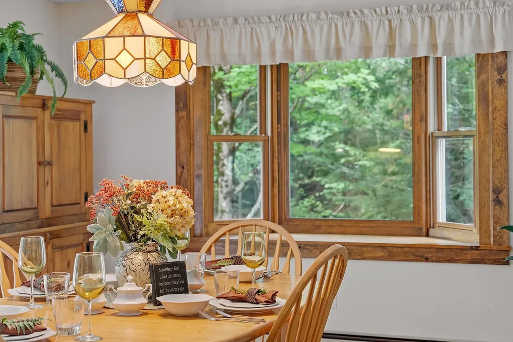 23 Greenbriar Road New Ipswich NH 03071