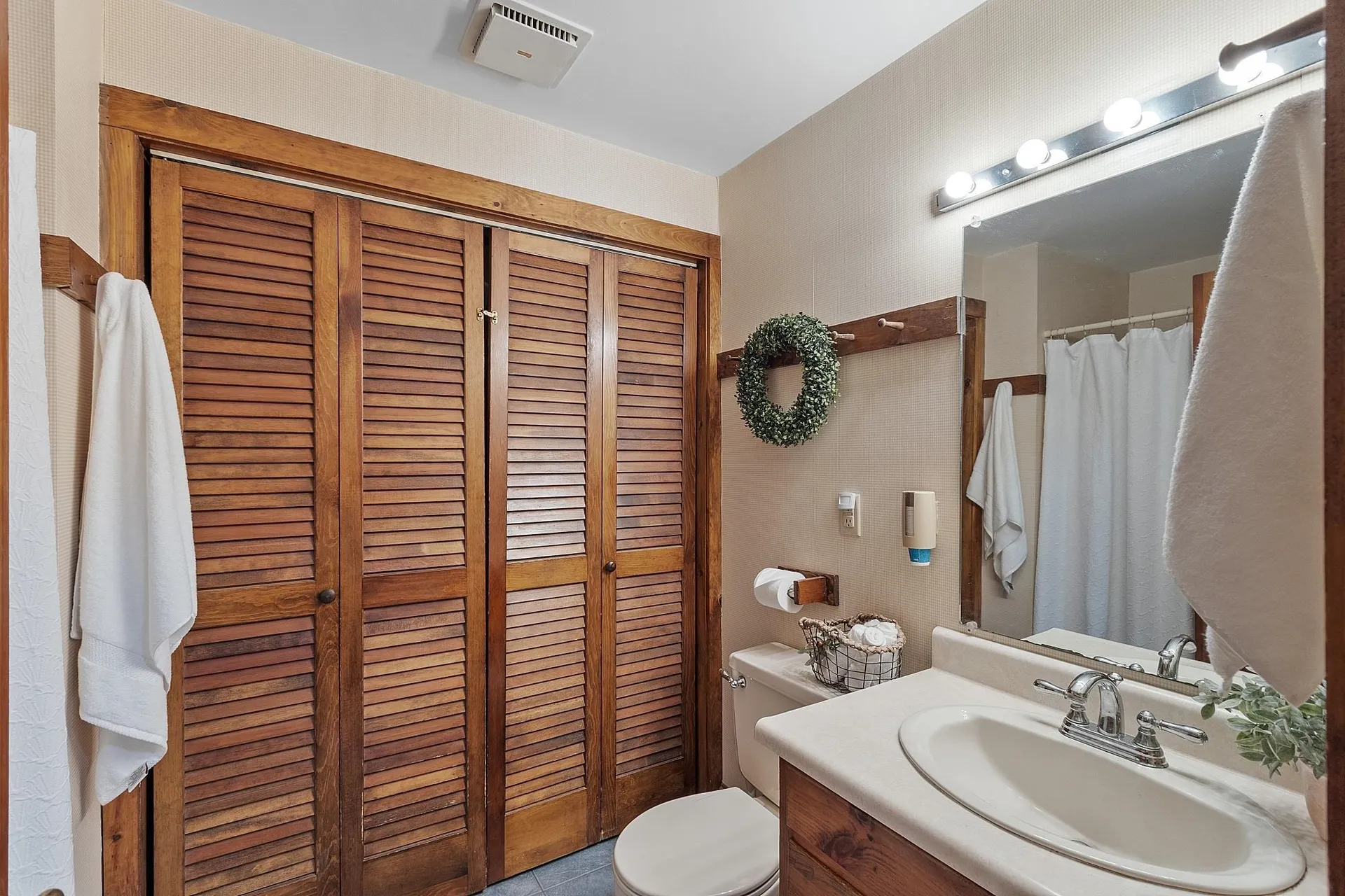 23 Greenbriar Road New Ipswich NH 03071