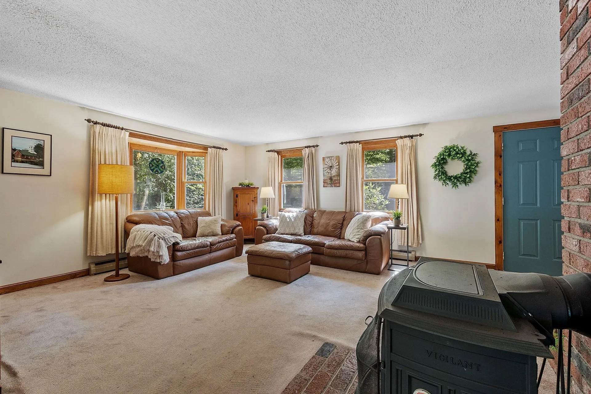 23 Greenbriar Road New Ipswich NH 03071