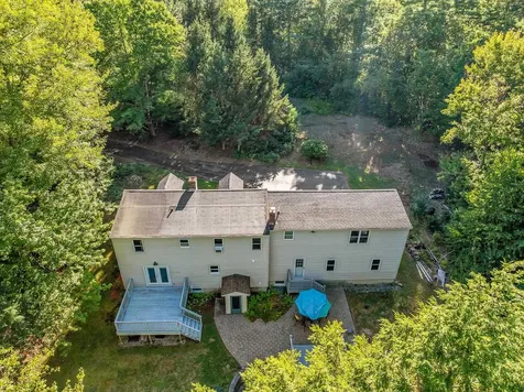 23 Greenbriar Road New Ipswich NH 03071