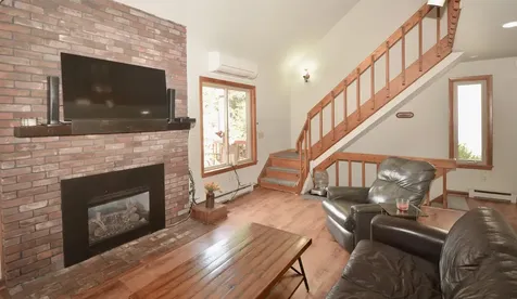 8 Old Spring Drive Grantham NH 03753