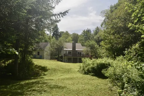 8 Old Spring Drive Grantham NH 03753