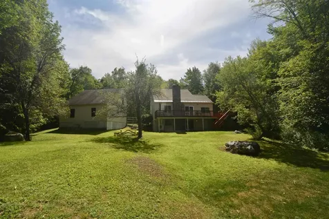 8 Old Spring Drive Grantham NH 03753