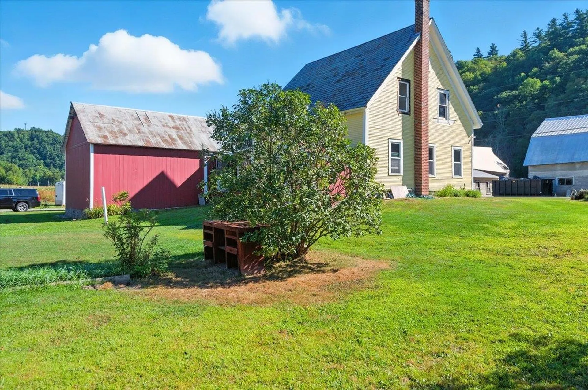 1433 N 116 Road Bristol VT 05443