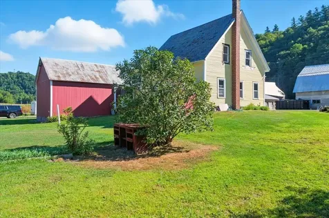 1433 N 116 Road Bristol VT 05443