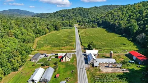 1433 N 116 Road Bristol VT 05443
