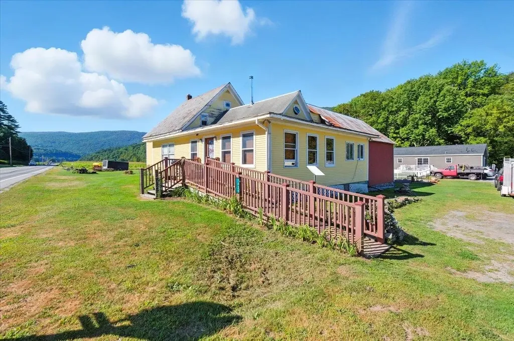 1433 N 116 Road Bristol VT 05443