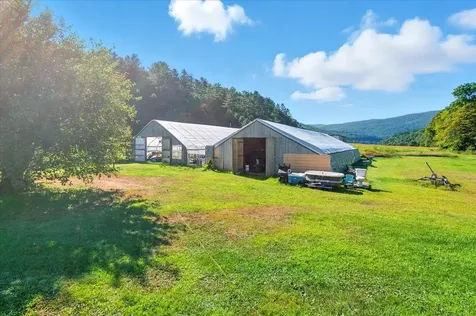 1433 N 116 Road Bristol VT 05443