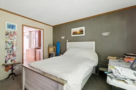 1433 N 116 Road Bristol VT 05443