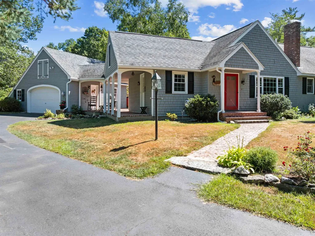 9 Woodvale Drive Laconia NH 03246