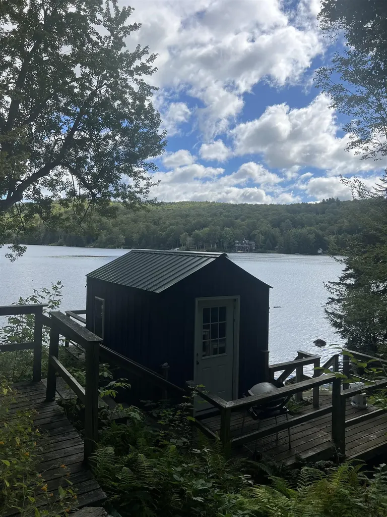 184 West Lake Road Wilmington VT 05363