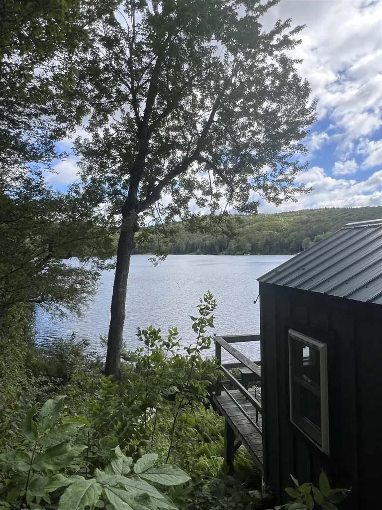 184 West Lake Road Wilmington VT 05363