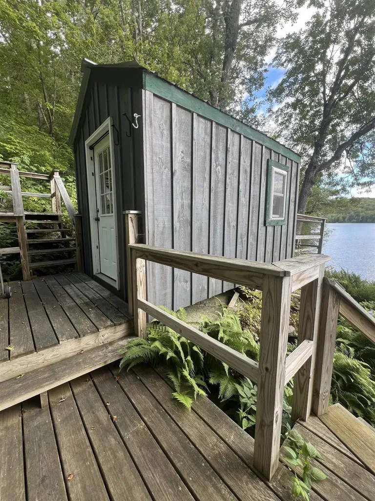 184 West Lake Road Wilmington VT 05363