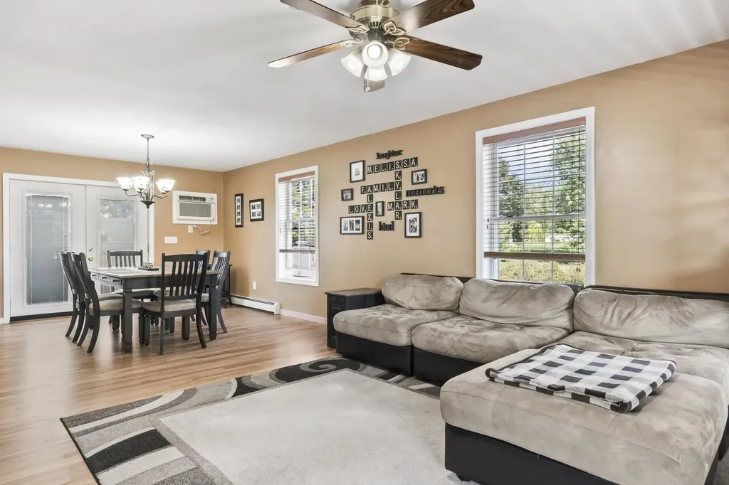 41 Cornfield Drive Somersworth NH 03878