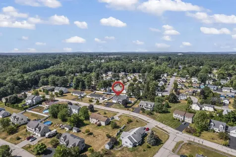 41 Cornfield Drive Somersworth NH 03878