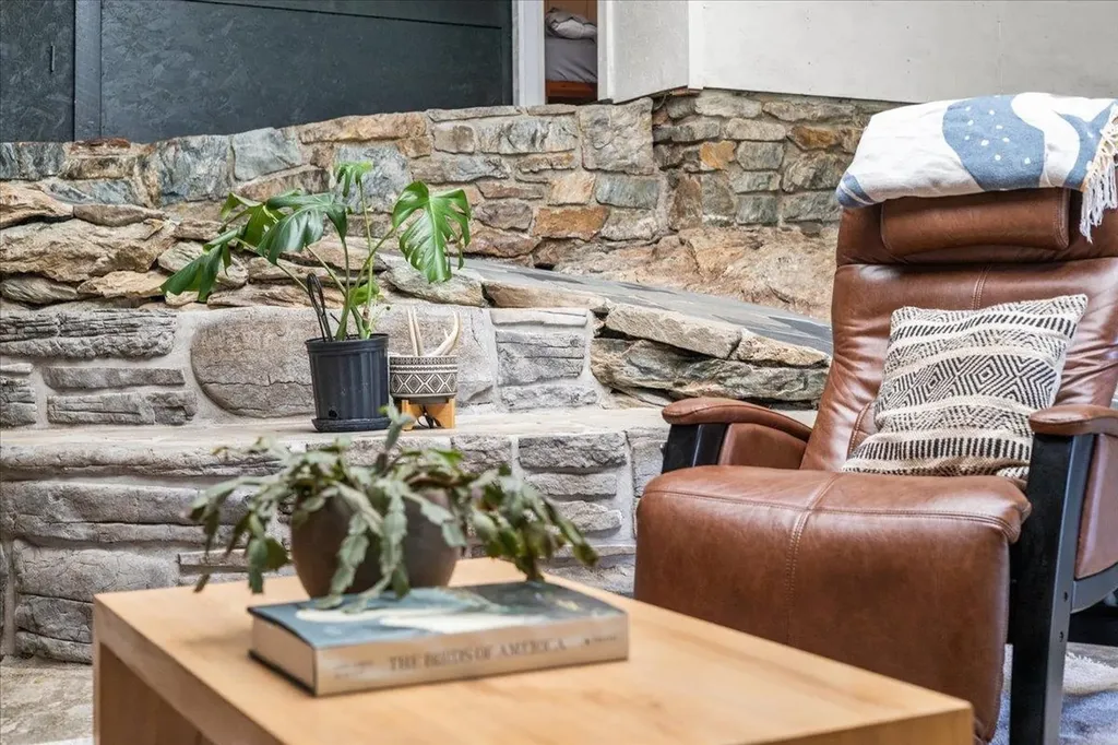 2640 Main Road Huntington VT 05462