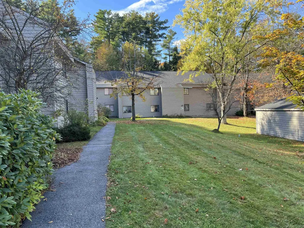 64 Hawthorne Circle South Burlington VT 05403