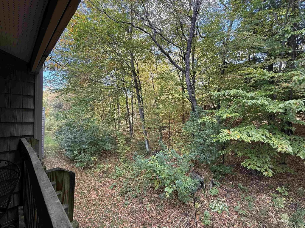 64 Hawthorne Circle South Burlington VT 05403