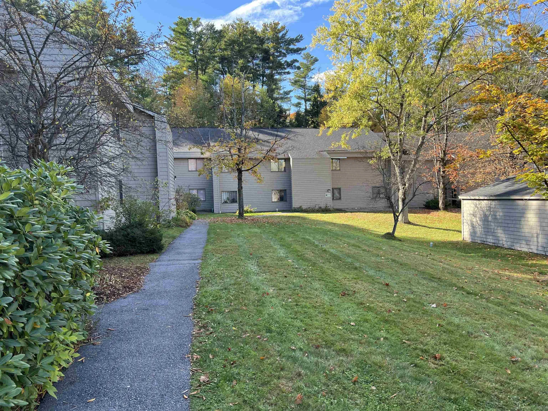 64 Hawthorne Circle South Burlington VT 05403