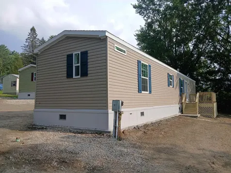 4 Braley Drive Enfield NH 03748