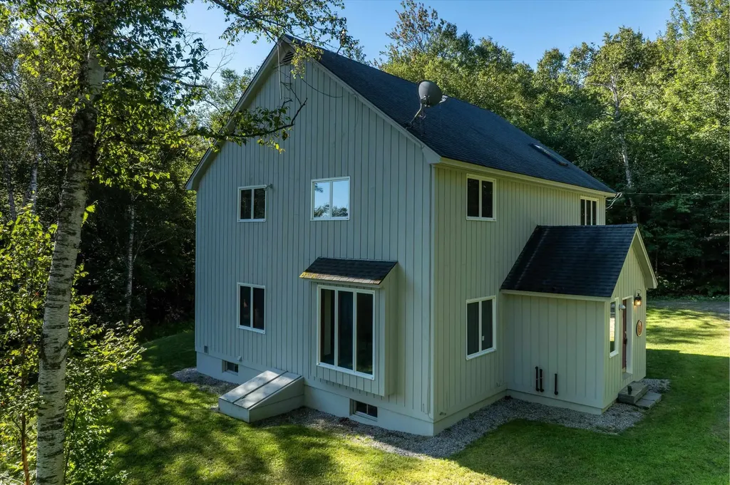 879 Glebe Mountain Road Windham VT 05359