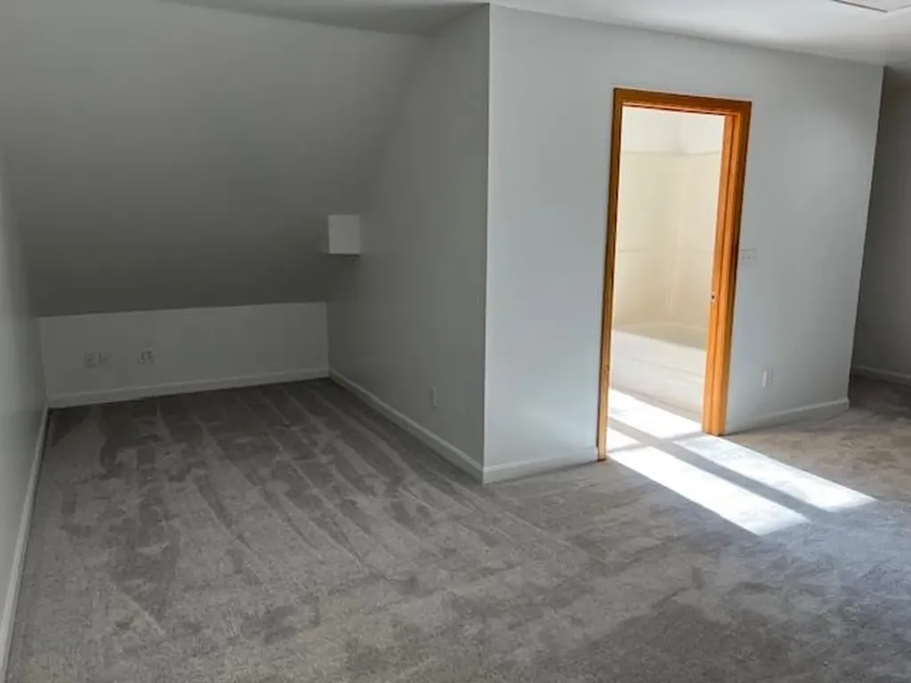 91 Lovering Road North Hampton NH 03862