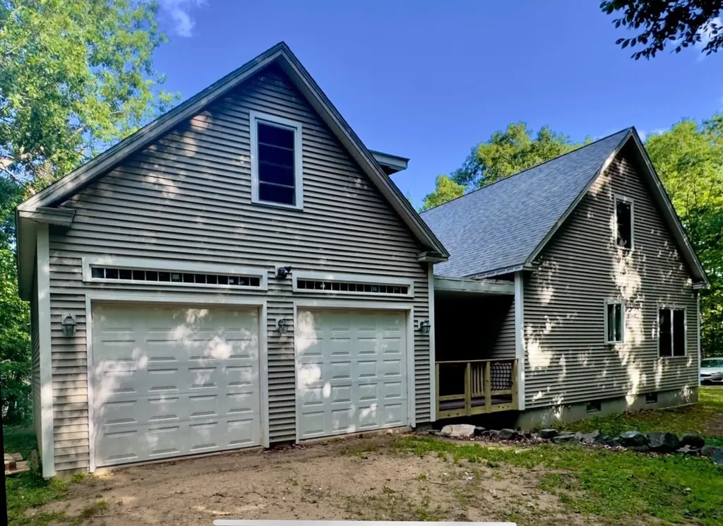 91 Lovering Road North Hampton NH 03862