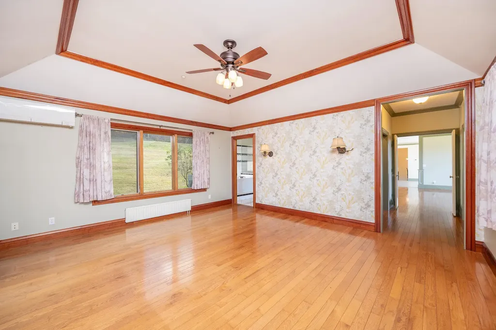 411 Wood Road Hartford VT 05059