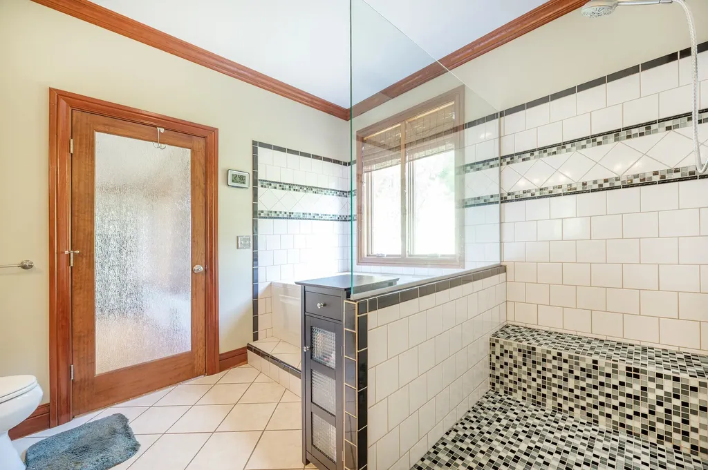 411 Wood Road Hartford VT 05059