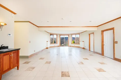 411 Wood Road Hartford VT 05059