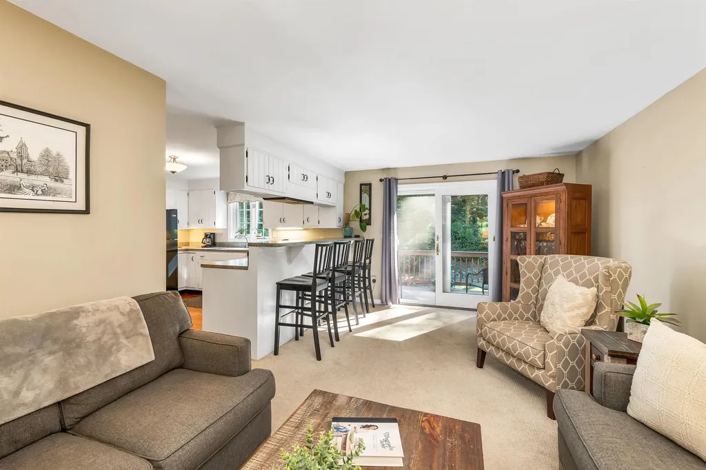 669 Shore Drive Laconia NH 03246