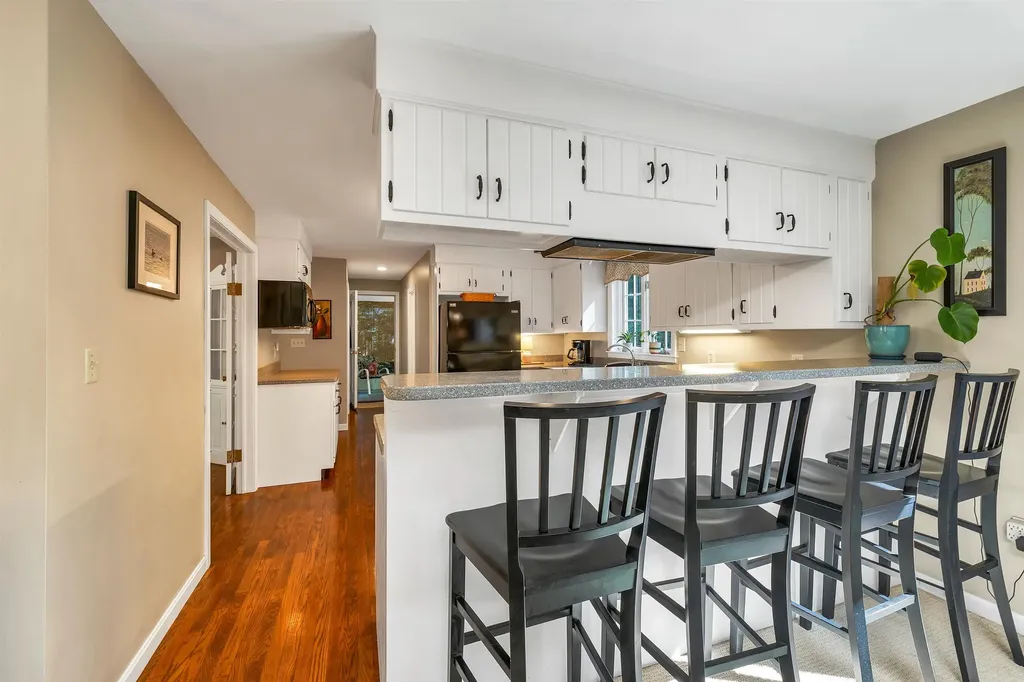 669 Shore Drive Laconia NH 03246