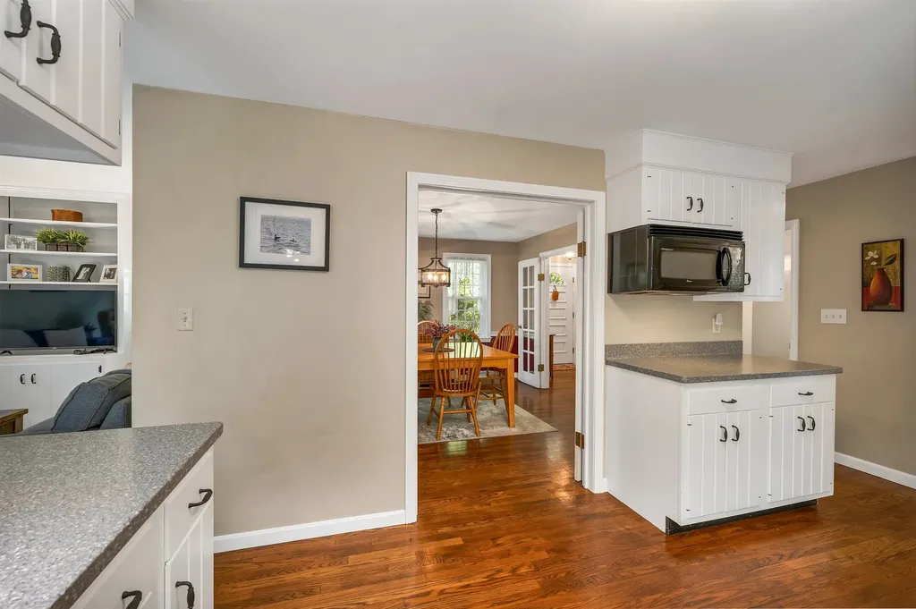 669 Shore Drive Laconia NH 03246