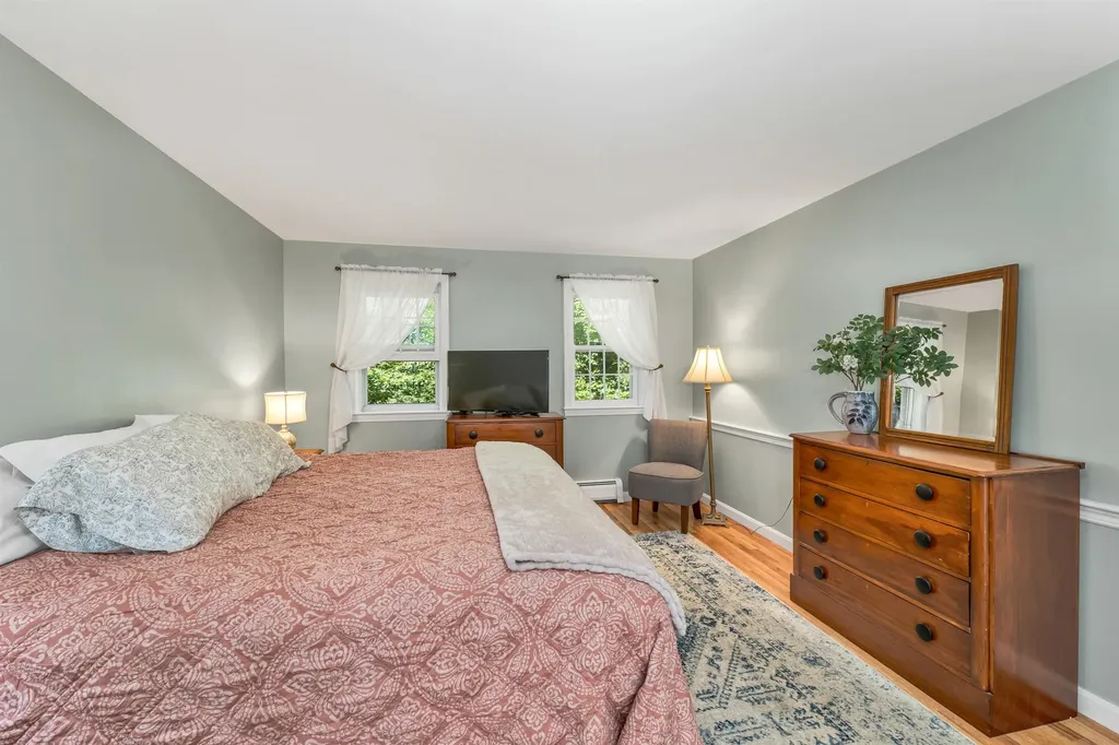 669 Shore Drive Laconia NH 03246