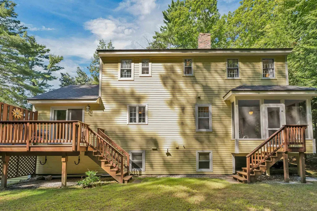 669 Shore Drive Laconia NH 03246