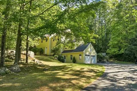 669 Shore Drive Laconia NH 03246